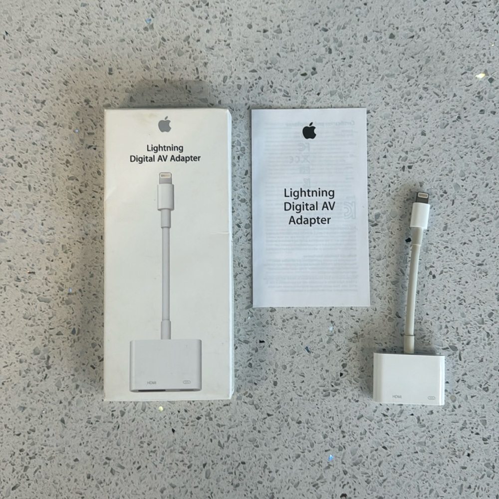 Apple Lighting Digital AV Adapter